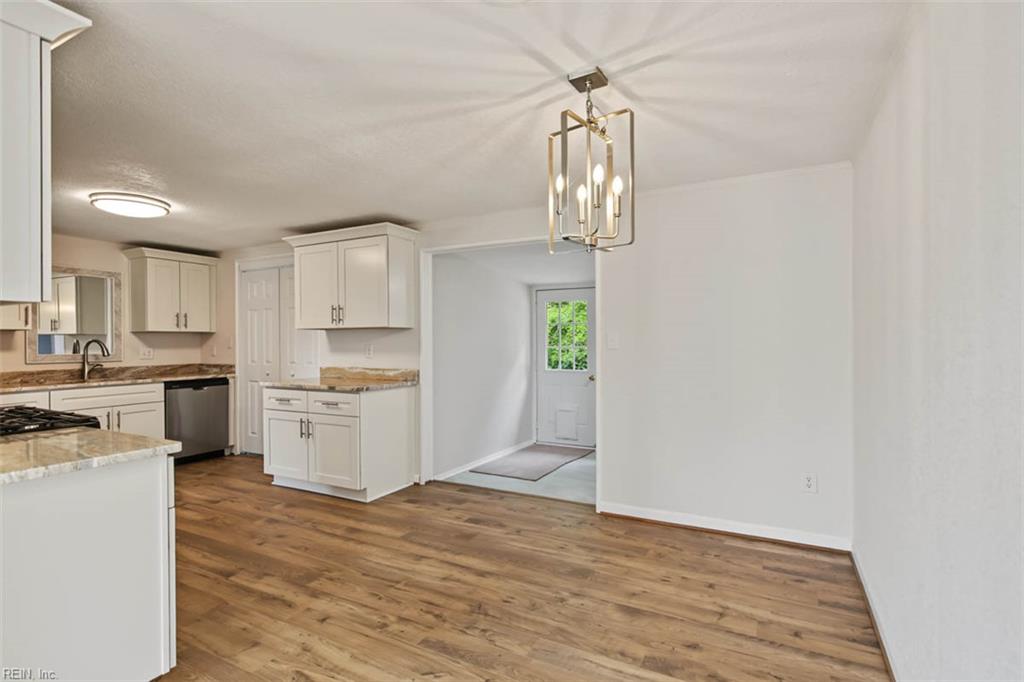 1919 Demetro Dr Property Photo 10