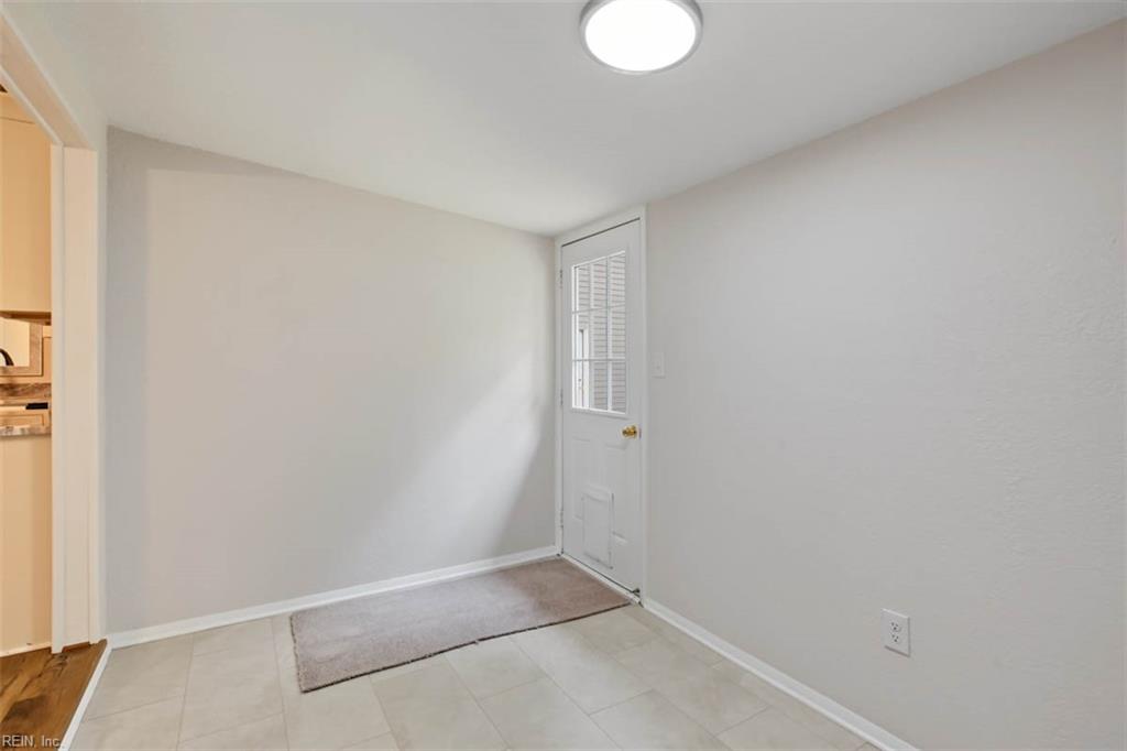 1919 Demetro Dr Property Photo 31
