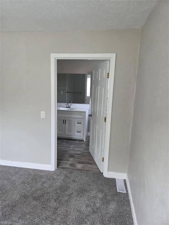 131 Forsythe St Property Photo 24