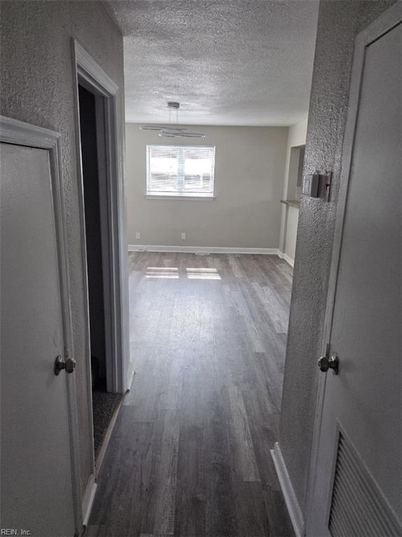 131 Forsythe St Property Photo 25