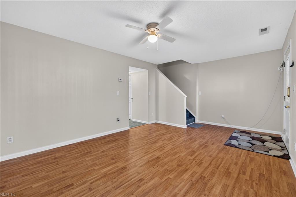 3061 Breslaw Ct Property Photo 9