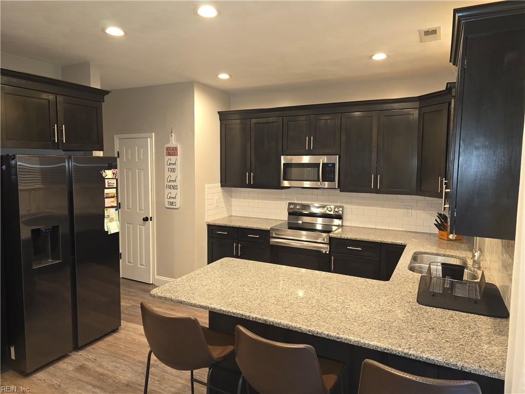 6754 Burbage Lake Cir Property Photo 9