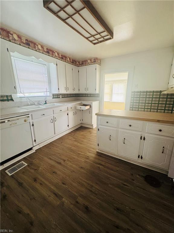 26536 Dogwood Bend Rd Property Photo 4