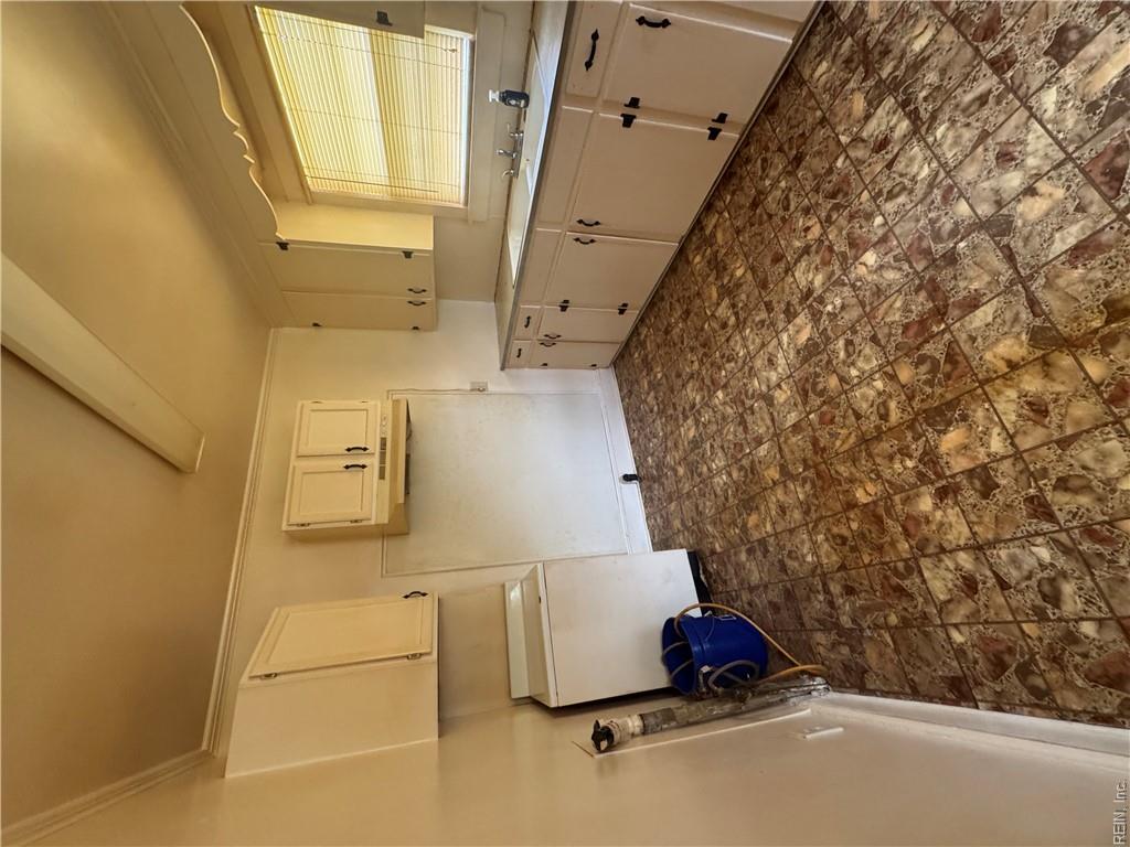 27076 Dogwood Bend Rd Property Photo 3