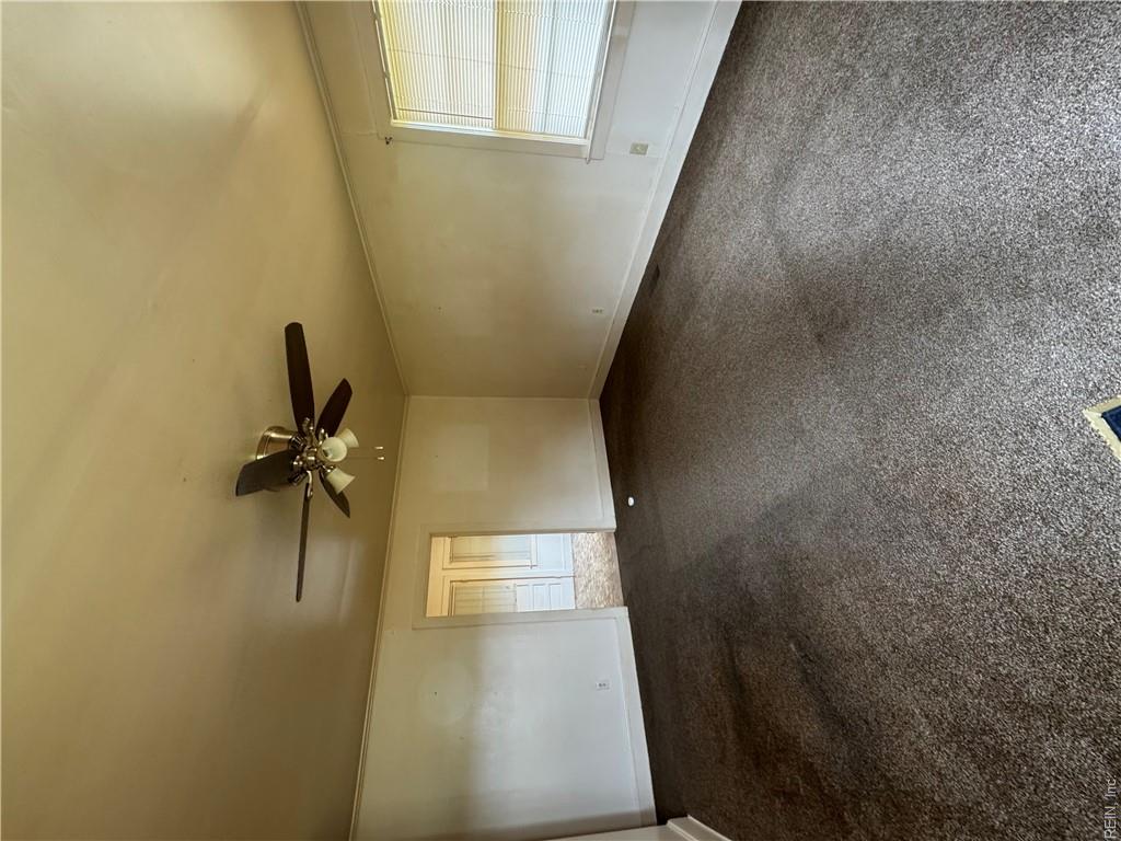 27076 Dogwood Bend Rd Property Photo 5
