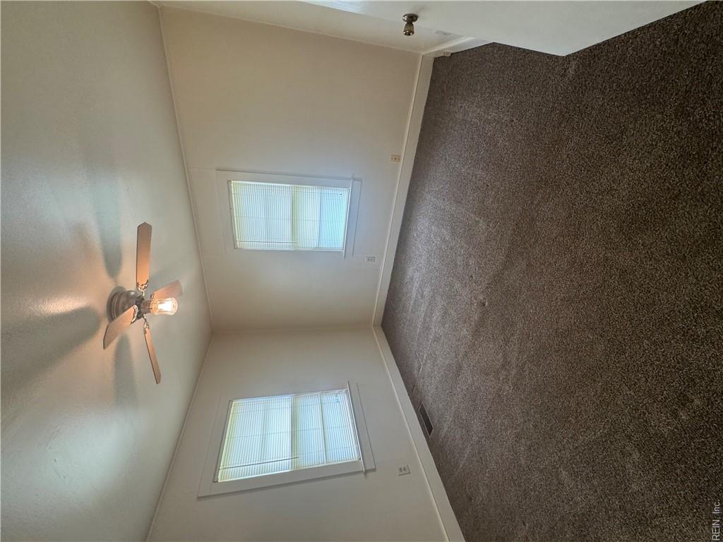 27076 Dogwood Bend Rd Property Photo 7