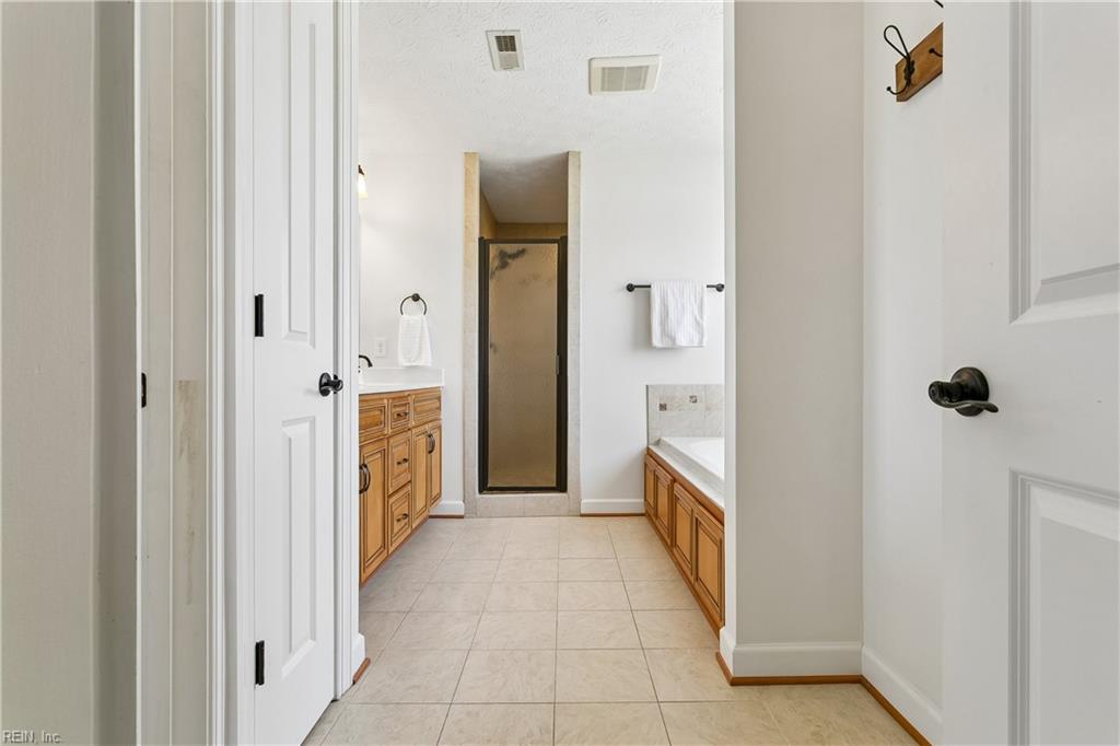 12 Elm St Property Photo 31