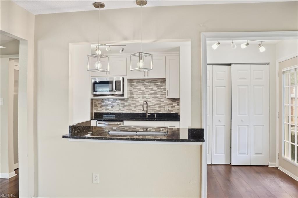 415 Shagbark Rd Property Photo 11