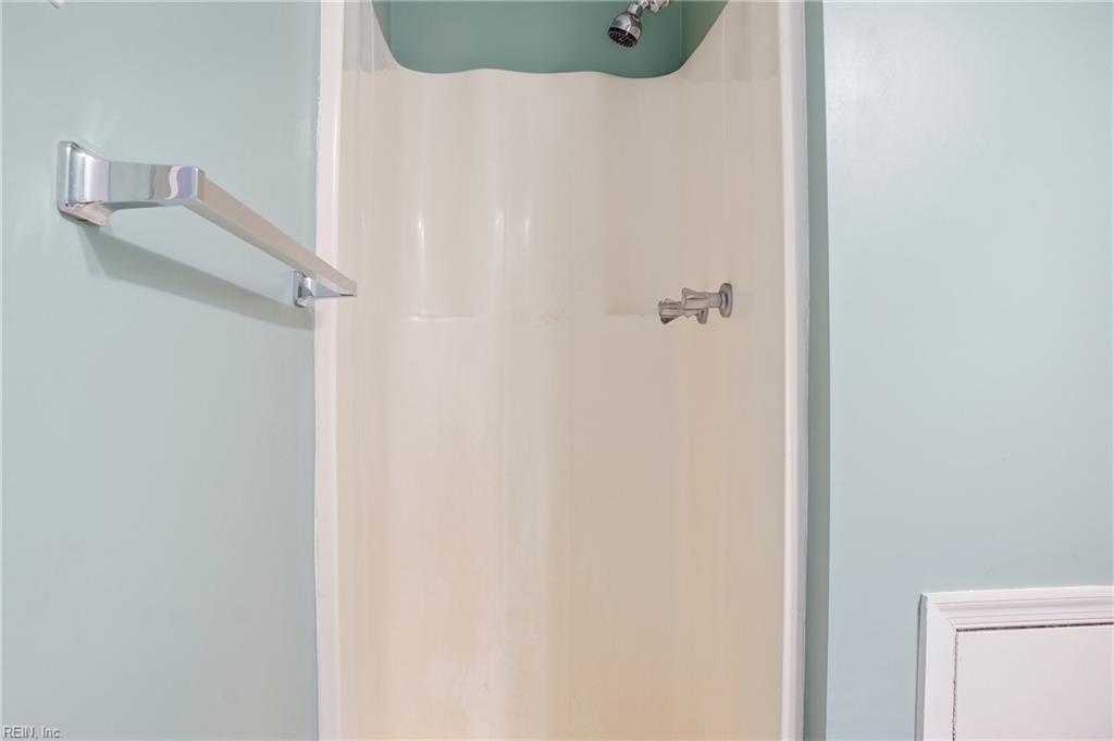 415 Shagbark Rd Property Photo 18