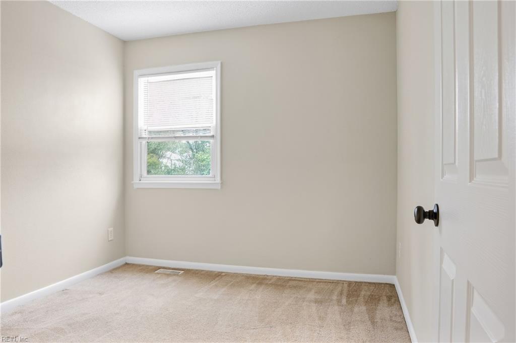 415 Shagbark Rd Property Photo 19