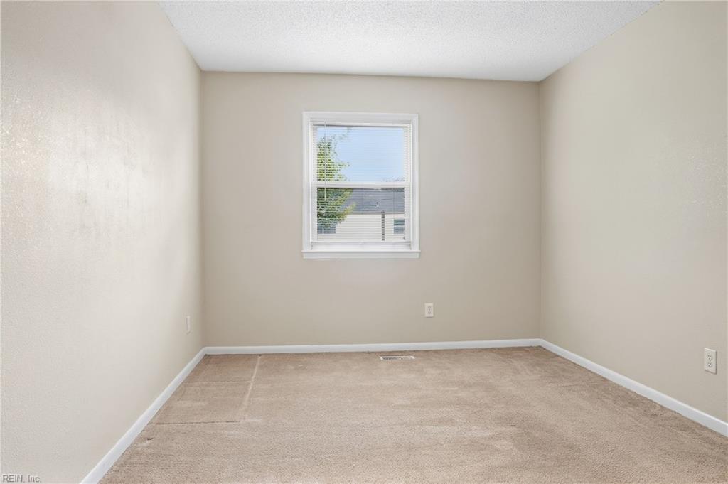 415 Shagbark Rd Property Photo 20