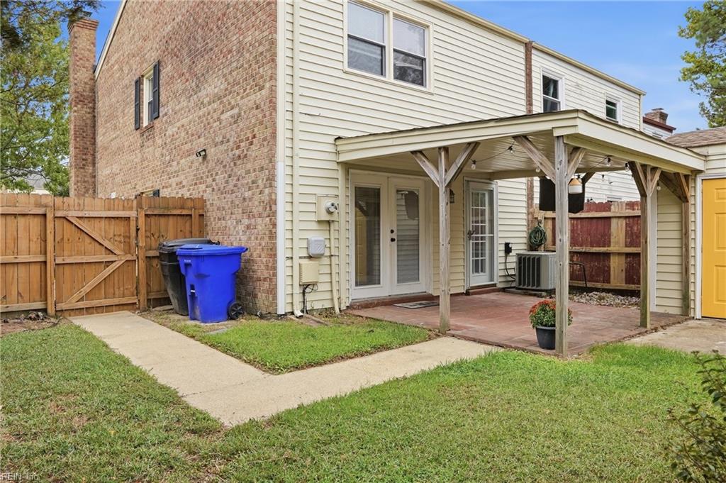415 Shagbark Rd Property Photo 25
