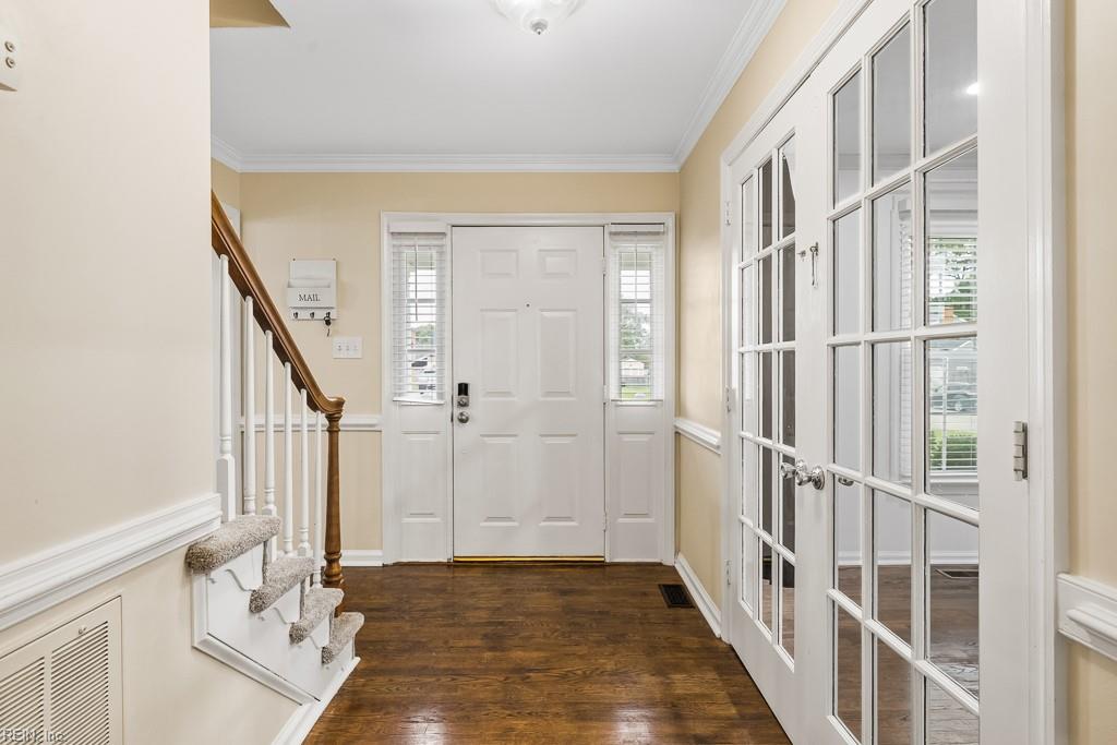 1400 Leominster Ct Property Photo 6