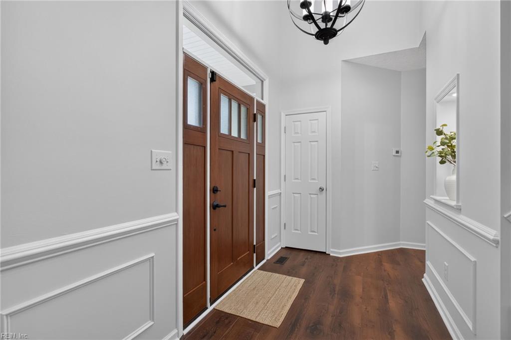 101 Gorham Ct Property Photo 3