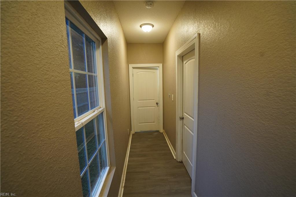 310 Saint James Ave Property Photo 7