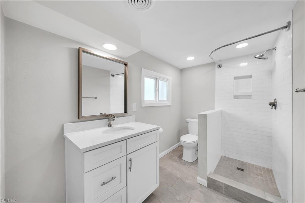 6905 Adele Dr Property Photo 24
