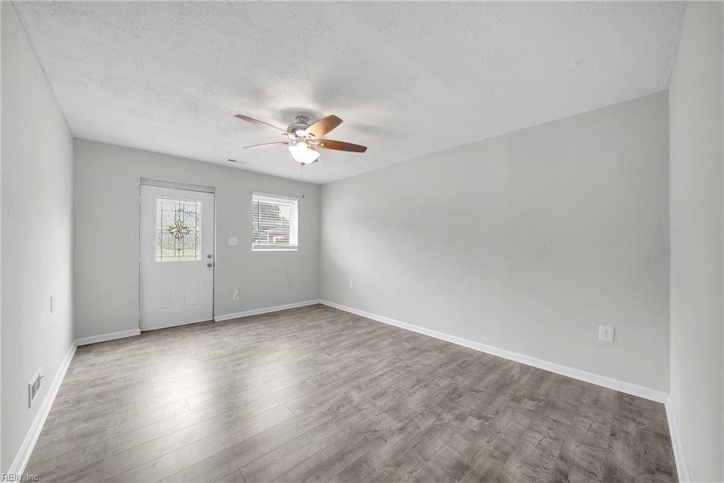 6905 Adele Dr Property Photo 25