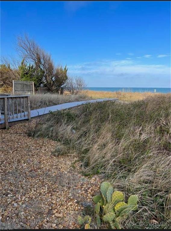1222 E Ocean View Ave Property Photo 7