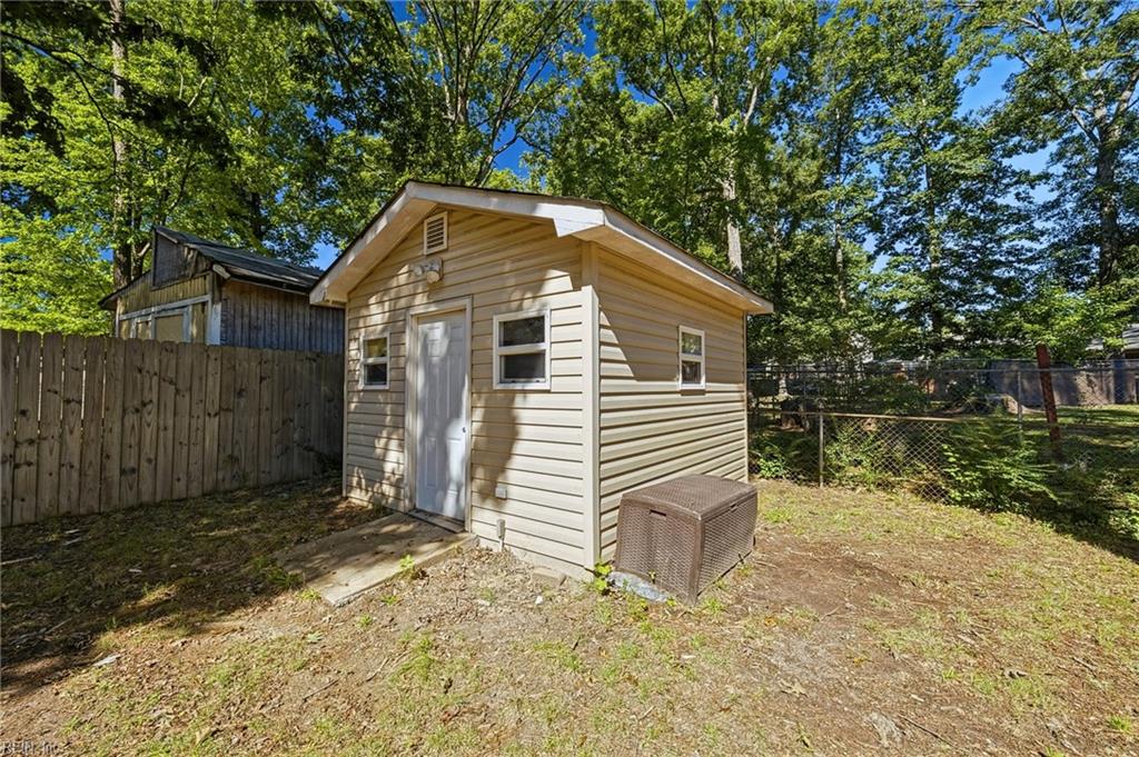717 Keppel Dr Property Photo 29