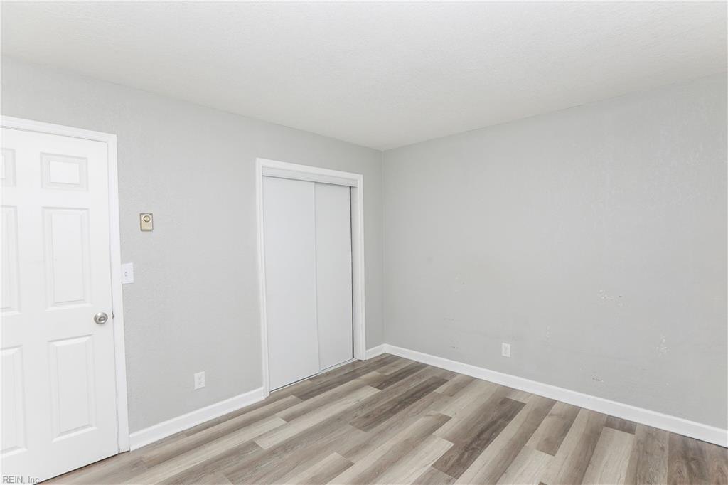 1419 Goff St Property Photo 5