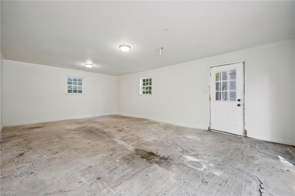2604 Elkhart St Property Photo 32
