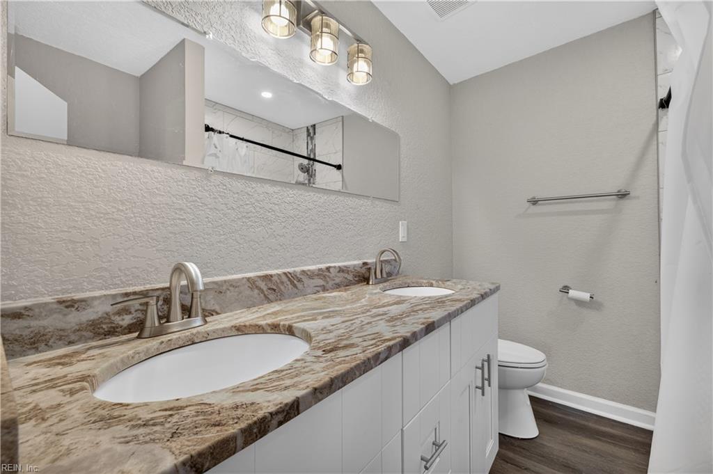 2125 Dean Dr Property Photo 23