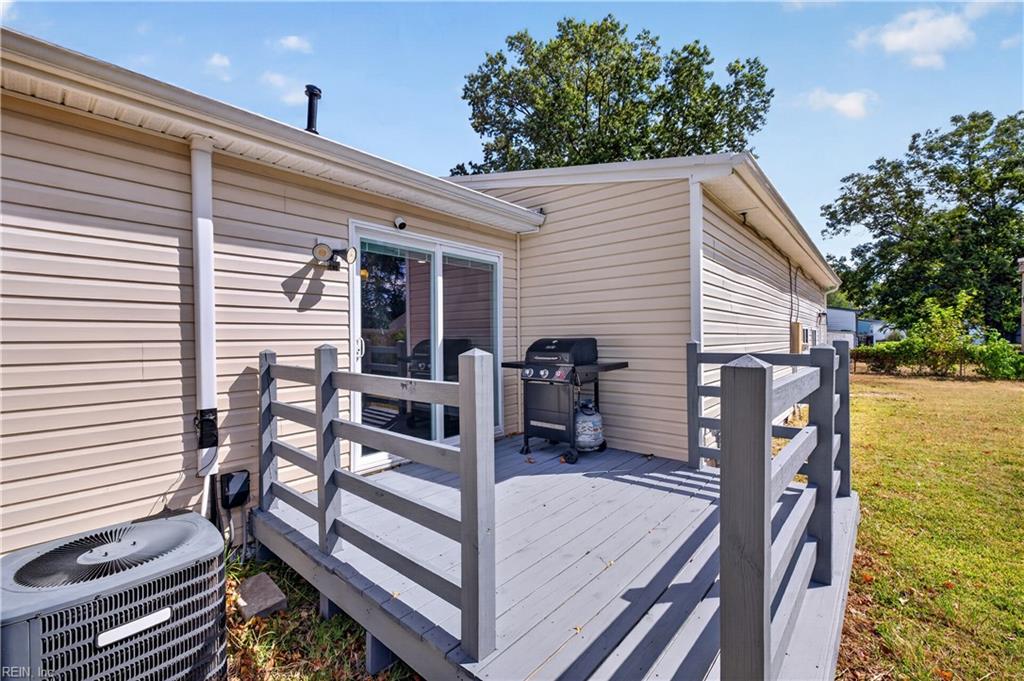2125 Dean Dr Property Photo 25