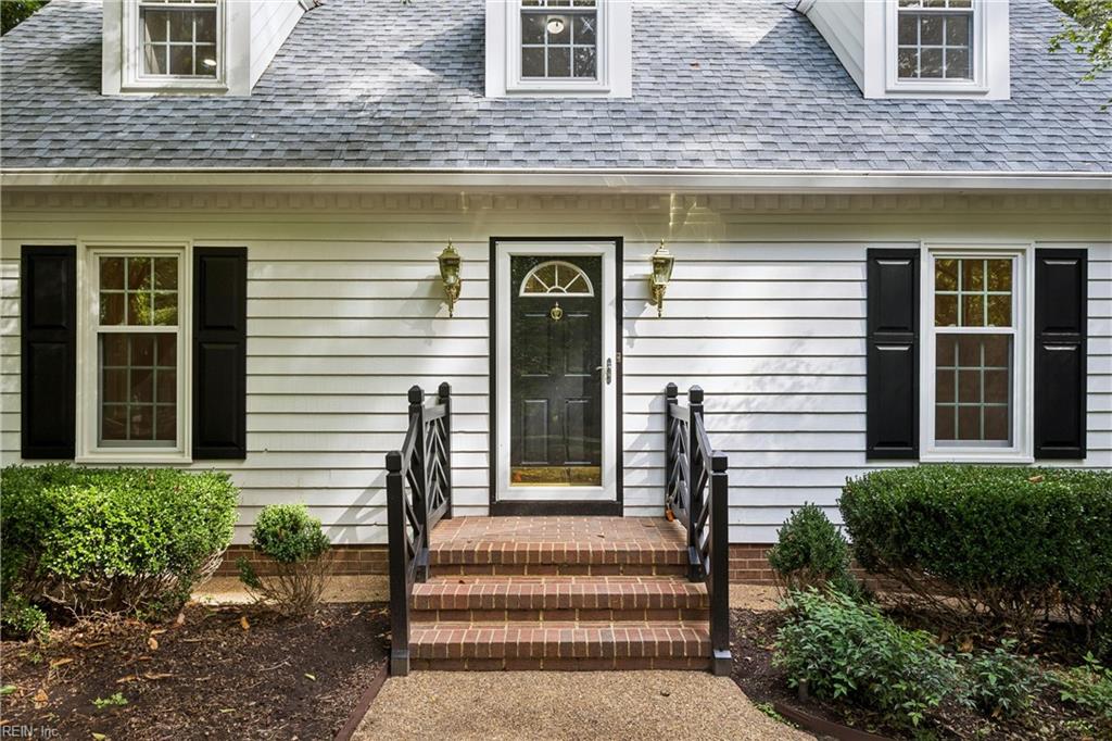 1 Kensington Ct Property Photo 2