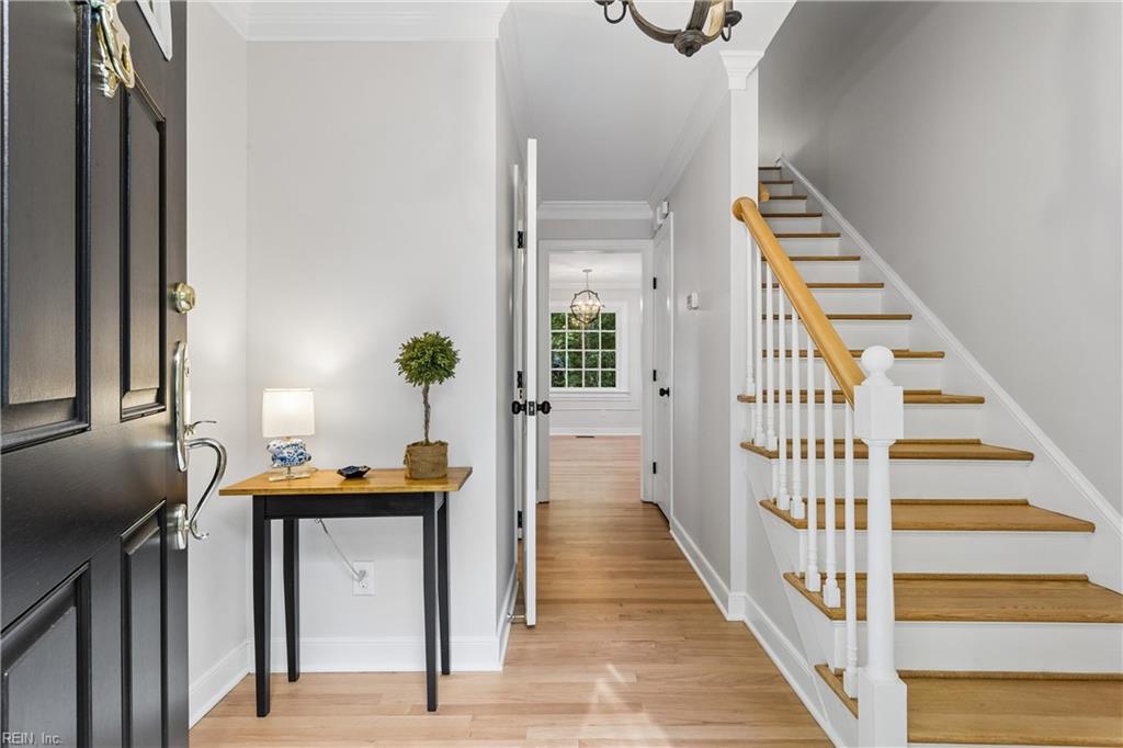 1 Kensington Ct Property Photo 3