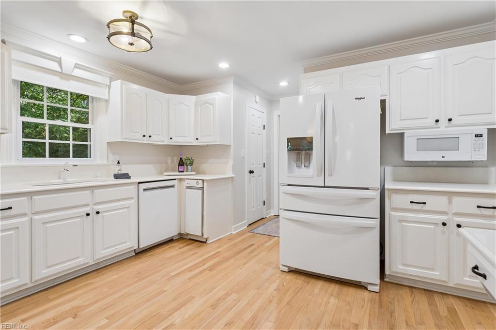 1 Kensington Ct Property Photo 6