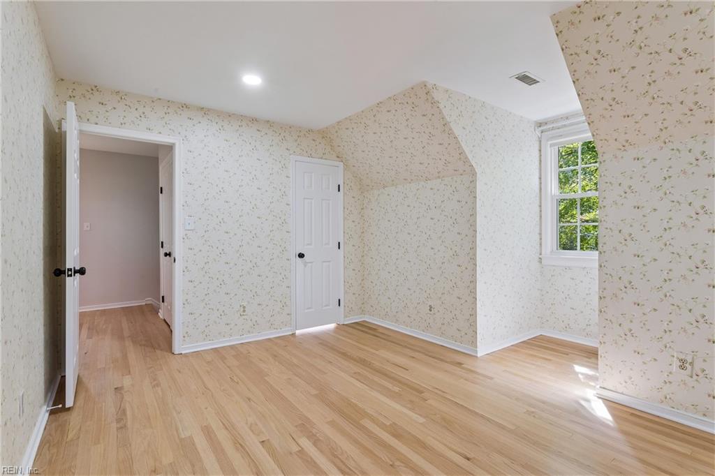 1 Kensington Ct Property Photo 29