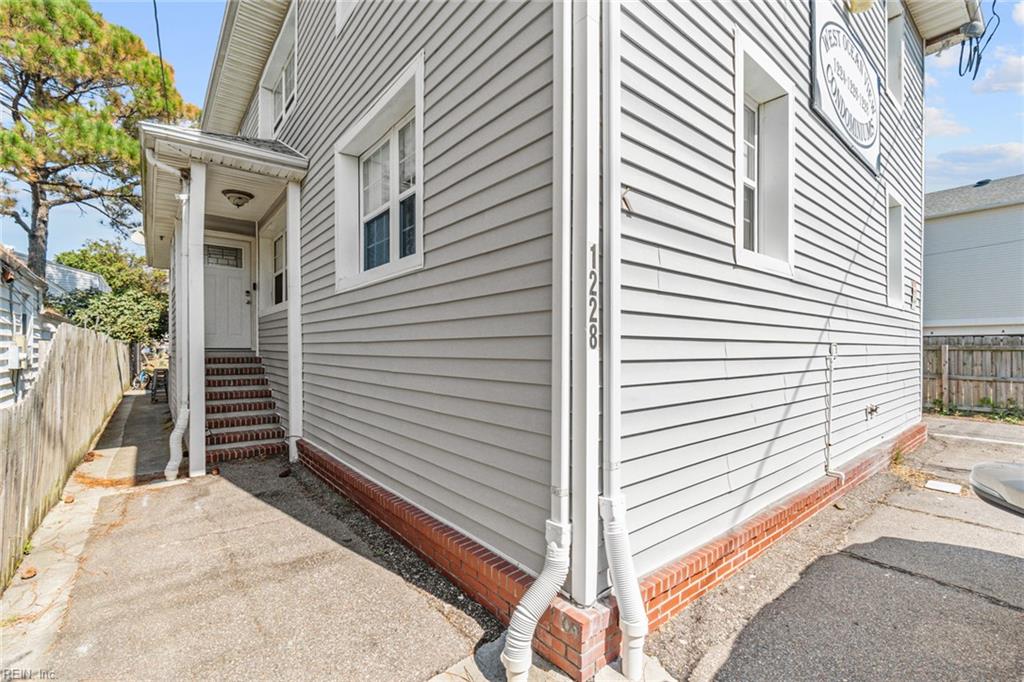 1228 W Ocean View Ave Property Photo 16