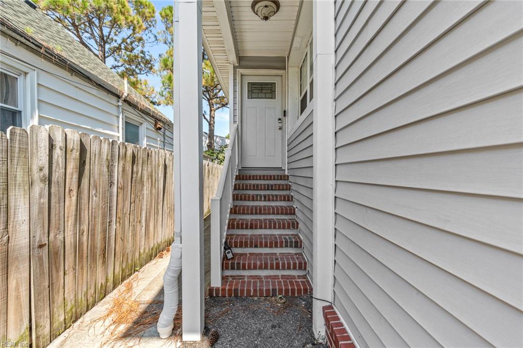 1228 W Ocean View Ave Property Photo 17