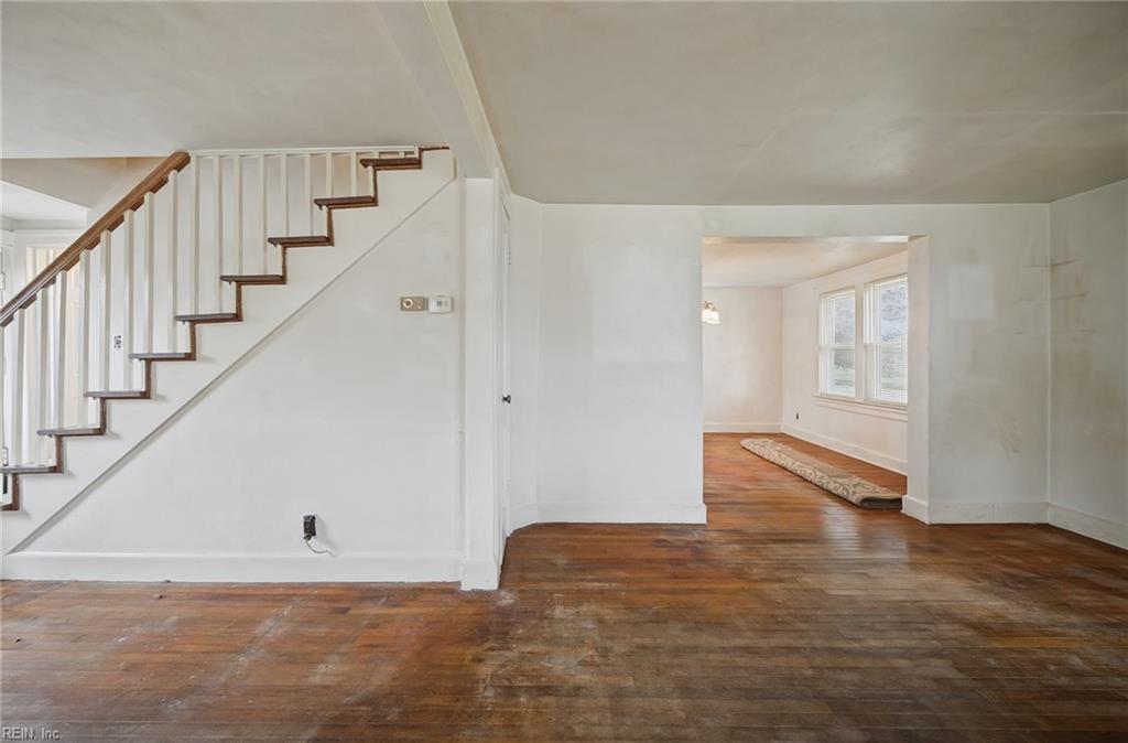 1317 Bells Rd Property Photo 2
