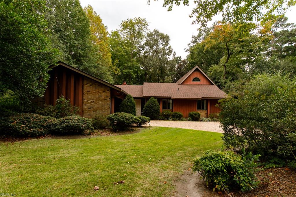 210 Walden Dr Property Photo 2