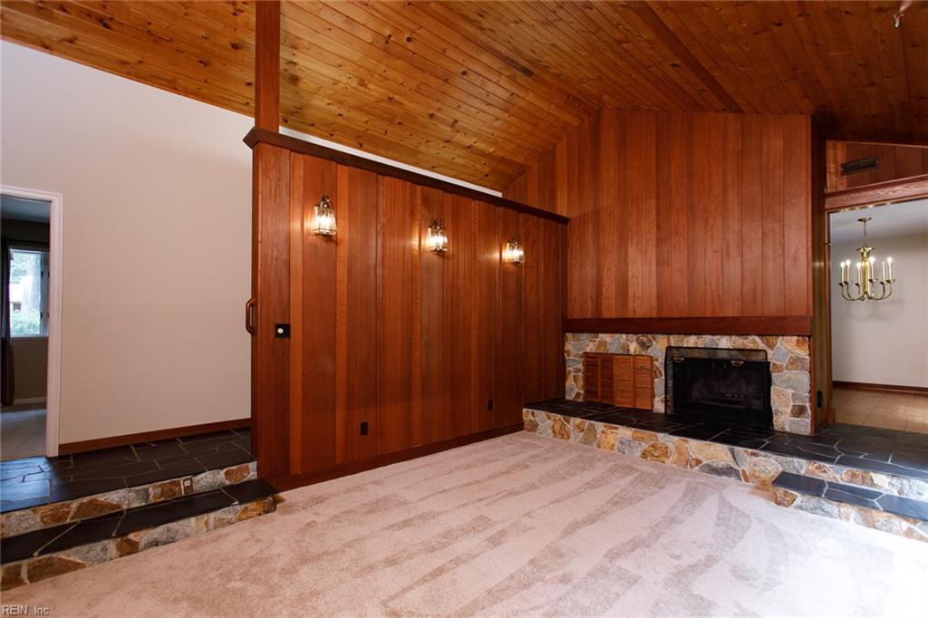 210 Walden Dr Property Photo 10