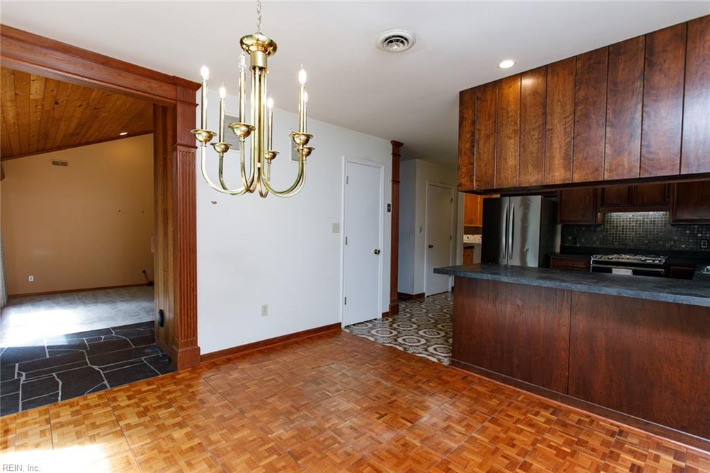 210 Walden Dr Property Photo 13