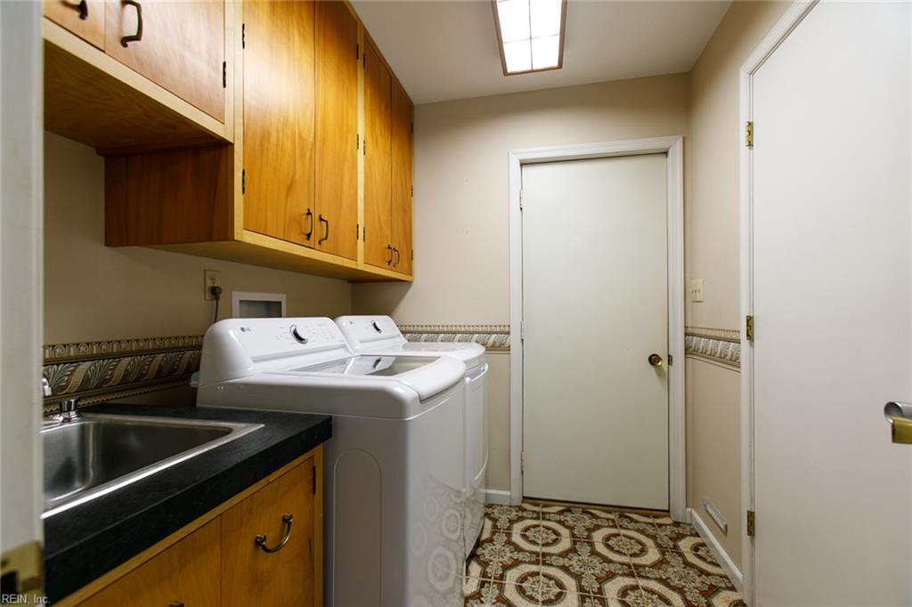 210 Walden Dr Property Photo 18