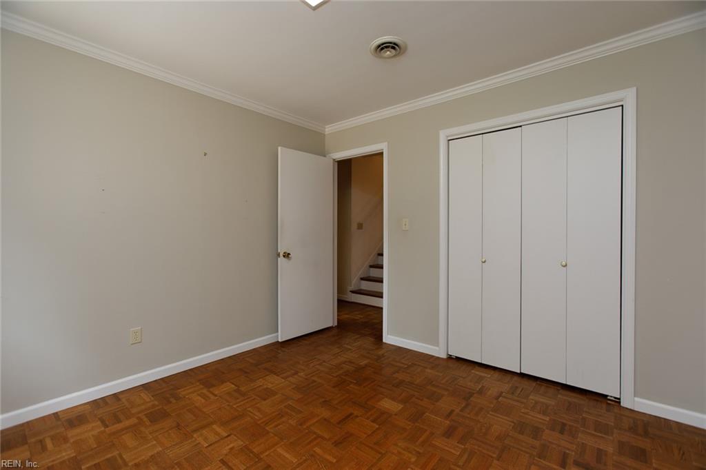 210 Walden Dr Property Photo 24