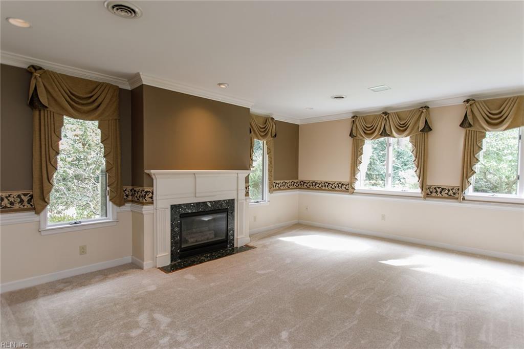 210 Walden Dr Property Photo 33
