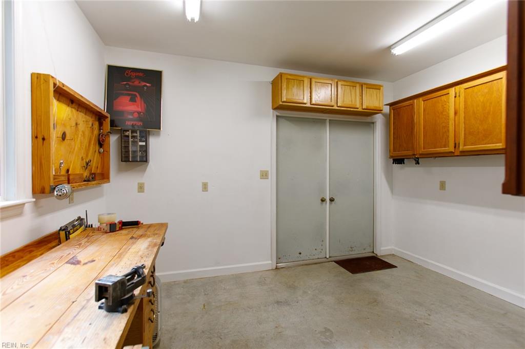 210 Walden Dr Property Photo 37