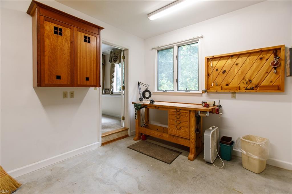 210 Walden Dr Property Photo 38