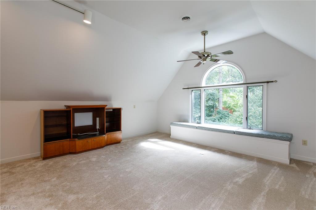 210 Walden Dr Property Photo 48