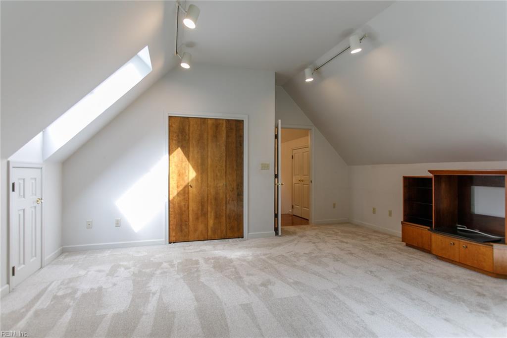 210 Walden Dr Property Photo 49