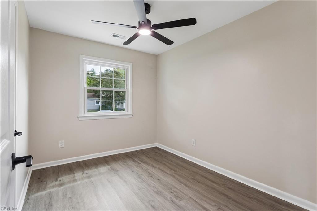1011 76th St Property Photo 21