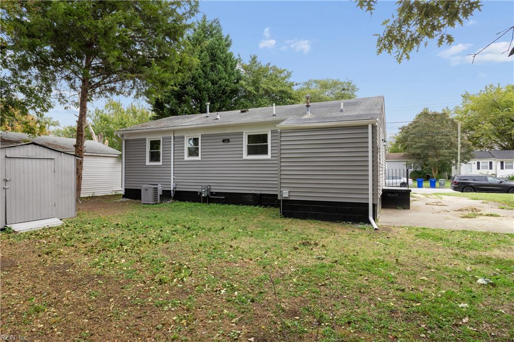 1011 76th St Property Photo 35