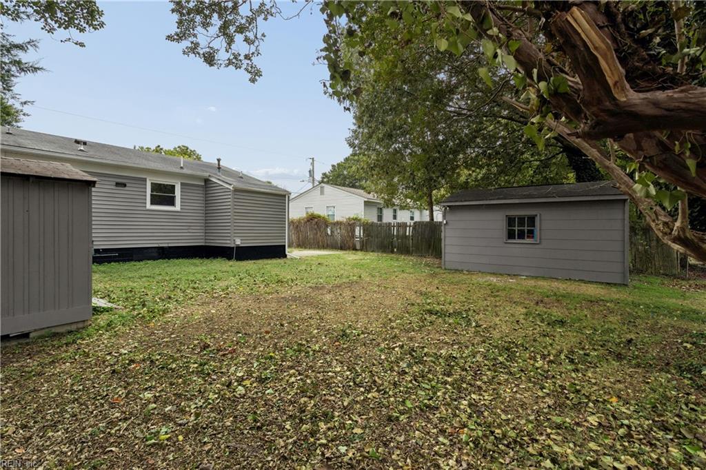 1011 76th St Property Photo 38