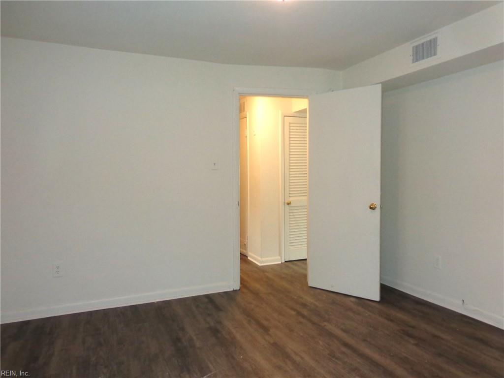 2016 E Ocean View Ave Property Photo 10