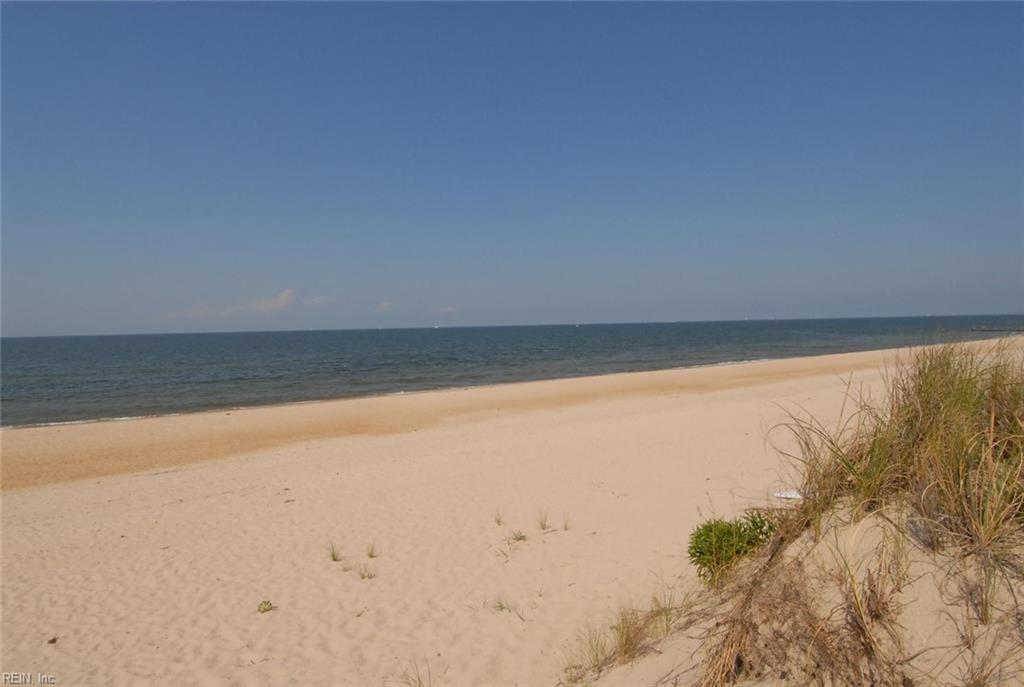 2016 E Ocean View Ave Property Photo 12