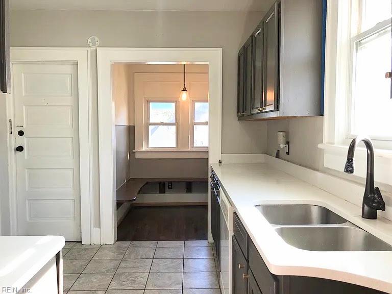 1623 Lafayette Blvd Property Photo 2